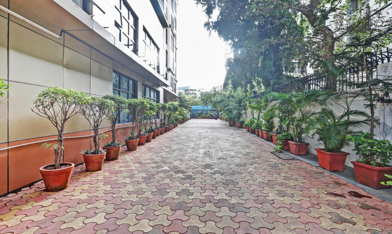 Treebo Trend Bandra Apartments Bombay Extérieur photo