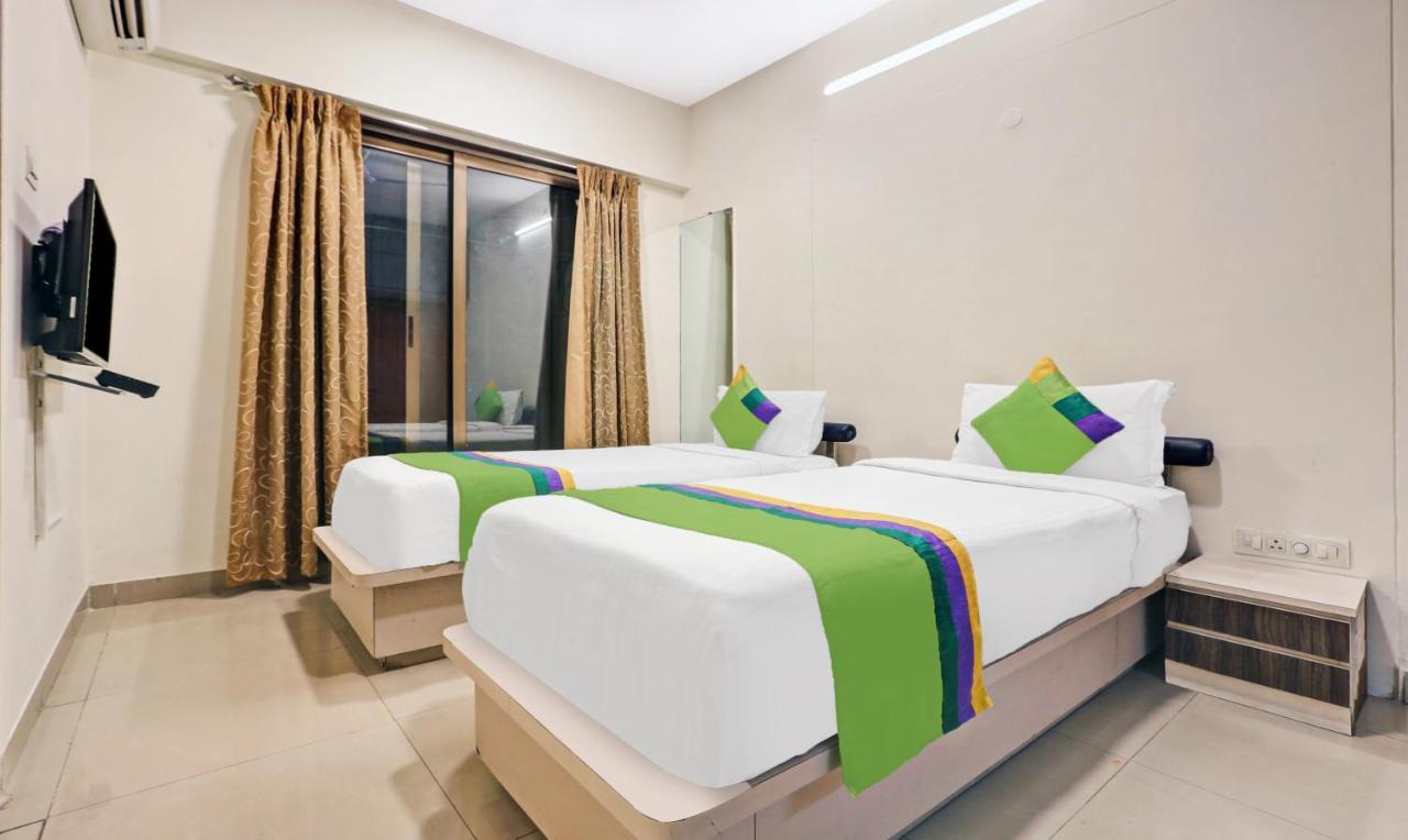 Treebo Trend Bandra Apartments Bombay Extérieur photo